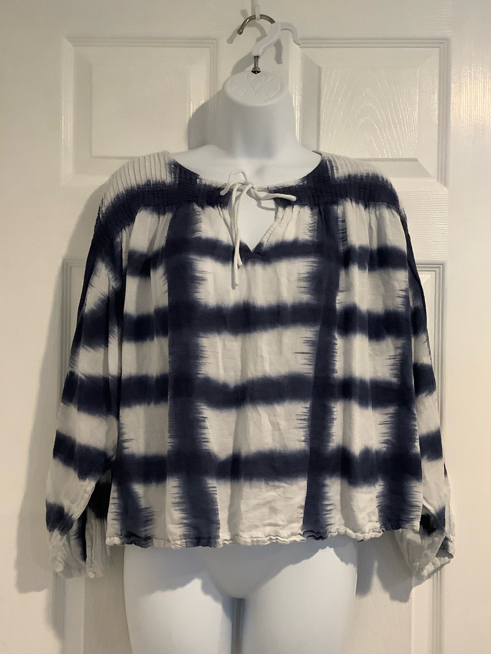 LUCKY BRAND Blue/White Cotton/Modal Boho Tie Dye Coastal Beach Resortwear Top M